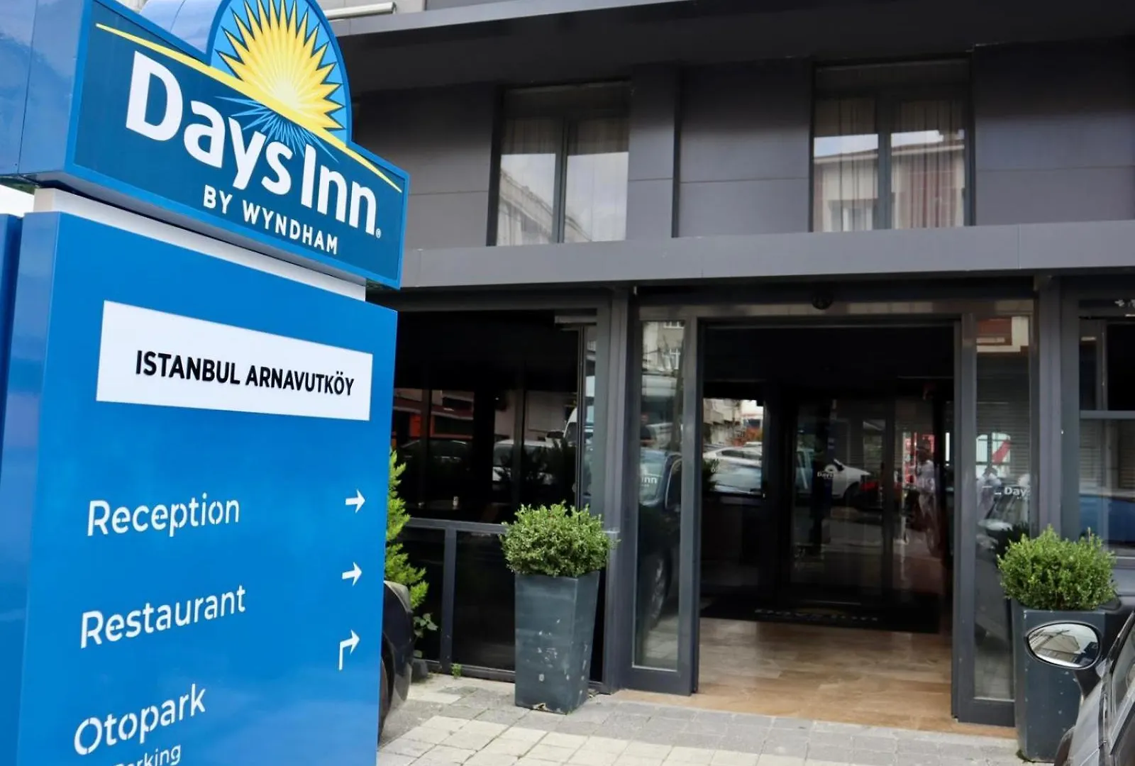 Days Inn By Wyndham Istanbul Arnavutkoy 3*,  Türkei